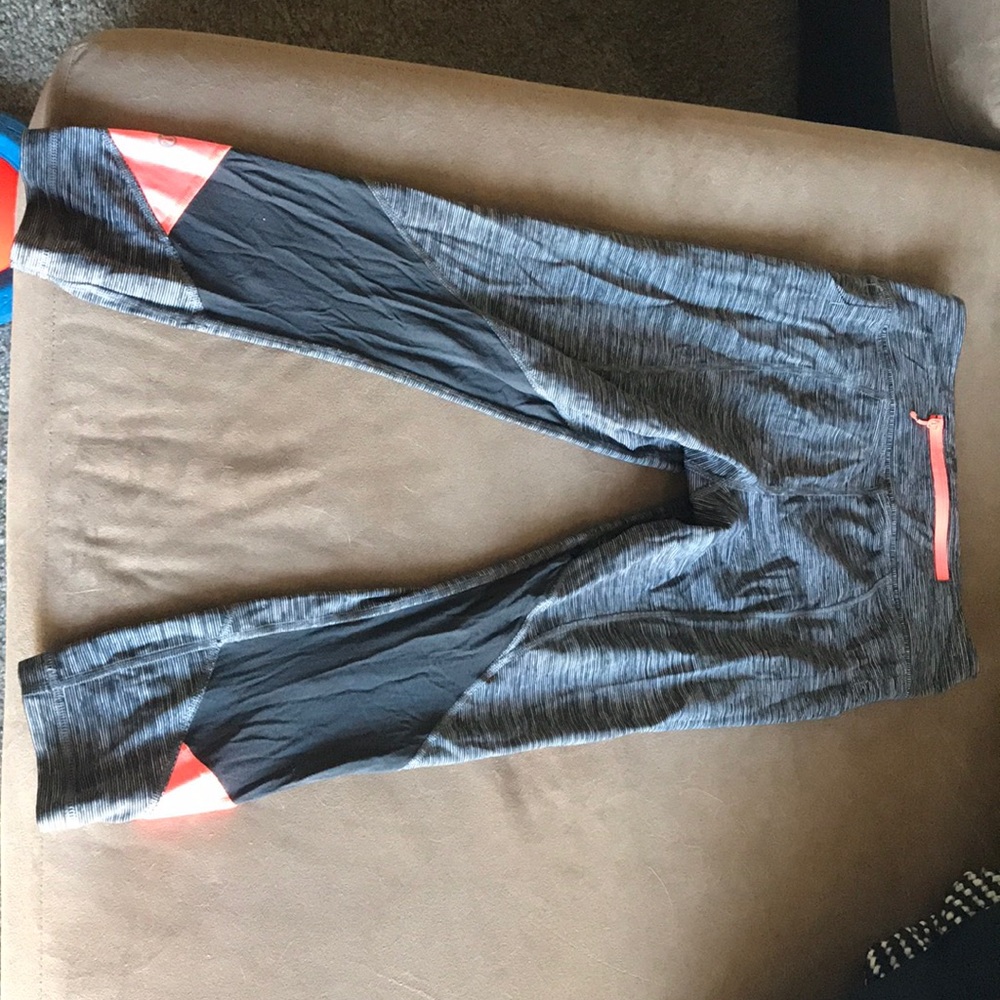 Lululemon crop